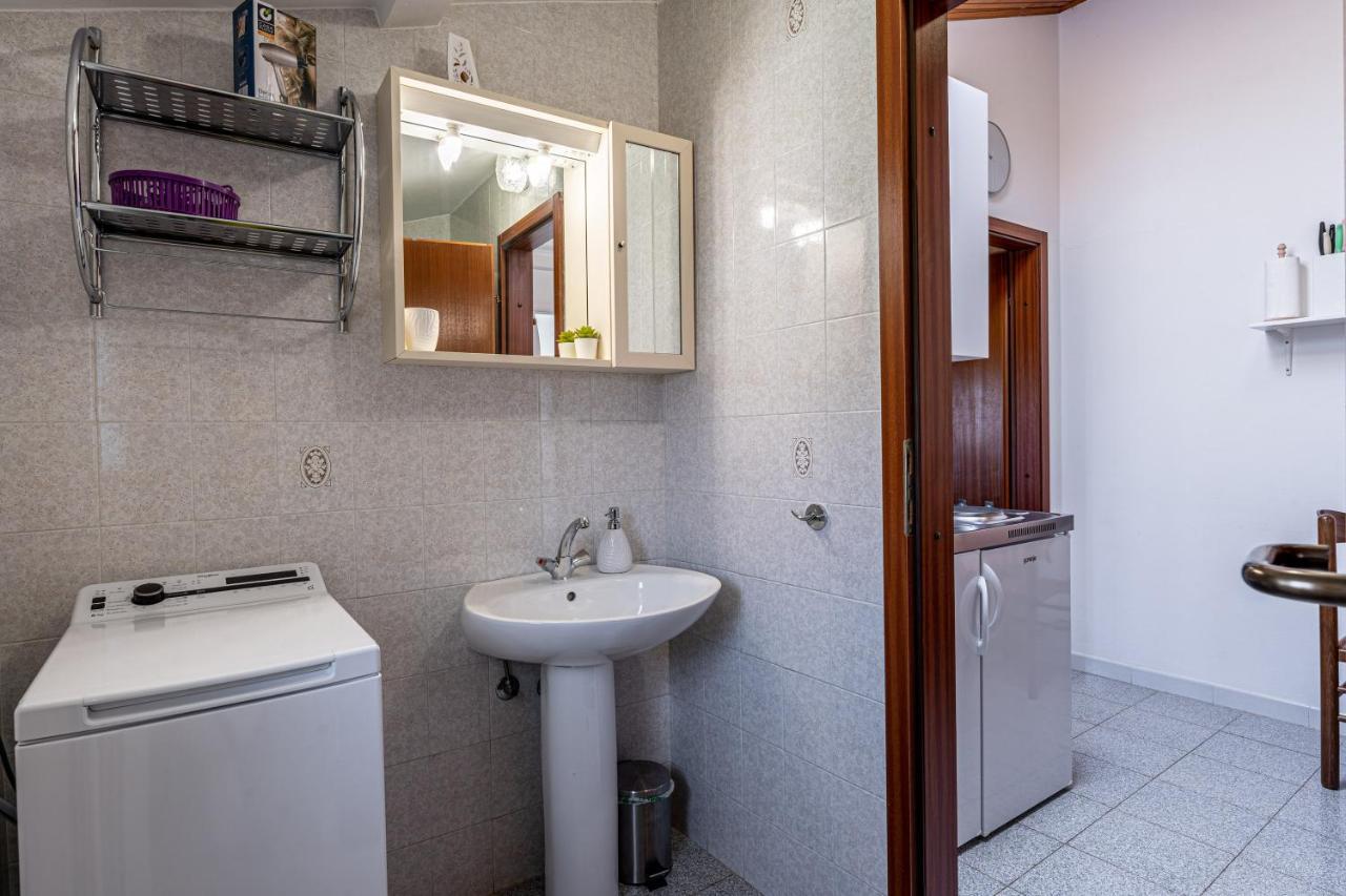 Apartmani Mirela Banjole Buitenkant foto